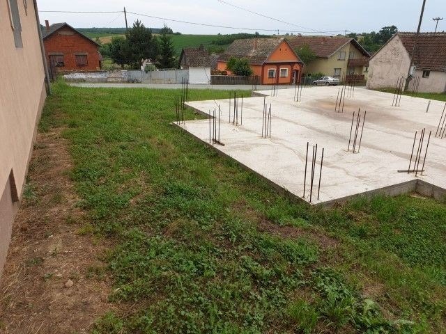 ĐAKOVO-Gašinci, gradilište sa temeljima za ku?